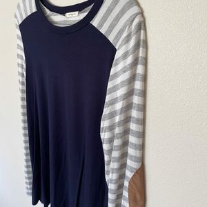 Boutique medium long sleeve shirt by 12 pm by mon ami